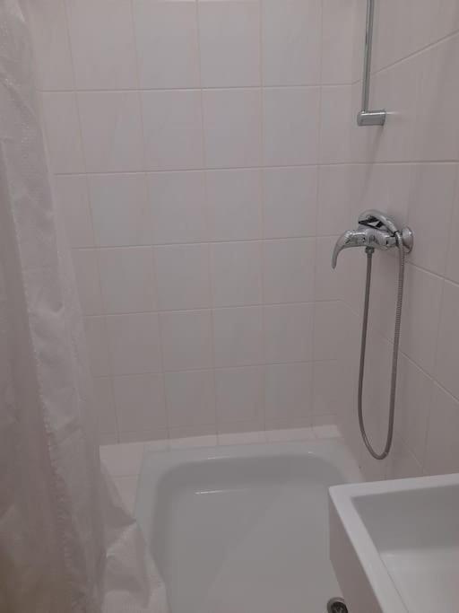 Zwei-Zimmer Wohnung In Wiesbadens Westend 외부 사진
