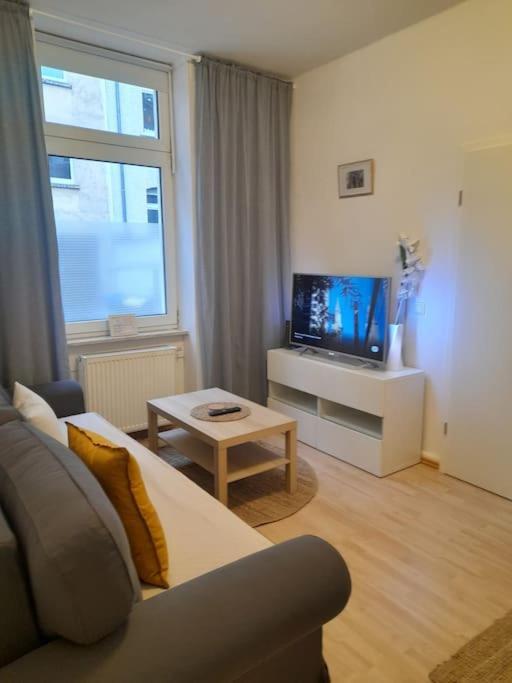 Zwei-Zimmer Wohnung In Wiesbadens Westend 외부 사진