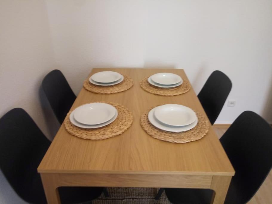 Zwei-Zimmer Wohnung In Wiesbadens Westend 외부 사진