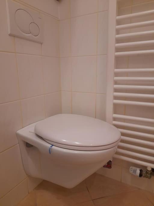 Zwei-Zimmer Wohnung In Wiesbadens Westend 외부 사진