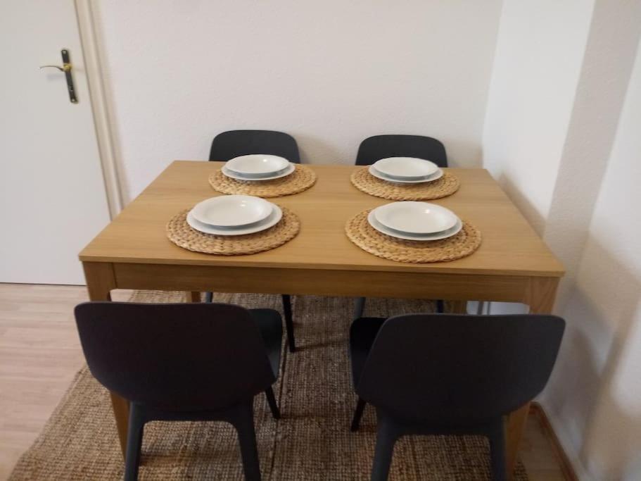 Zwei-Zimmer Wohnung In Wiesbadens Westend 외부 사진